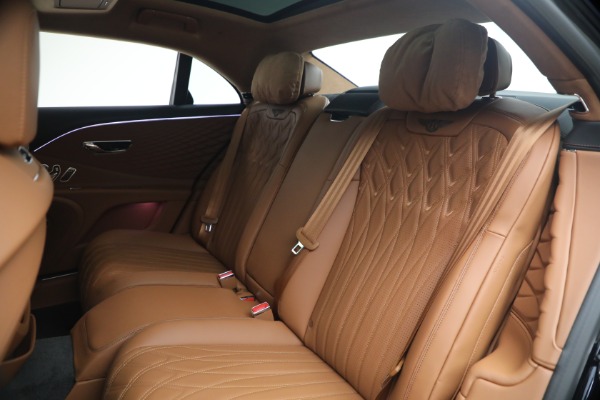 New 2026 Bentley Flying Spur Azure for sale $318,975 at Maserati of Westport in Westport CT 06880 24