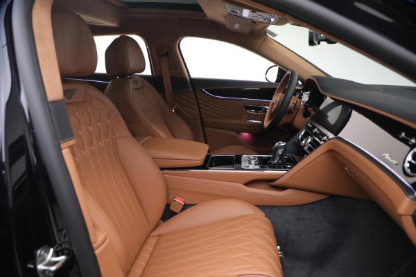 New 2026 Bentley Flying Spur Azure for sale $318,975 at Maserati of Westport in Westport CT 06880 27