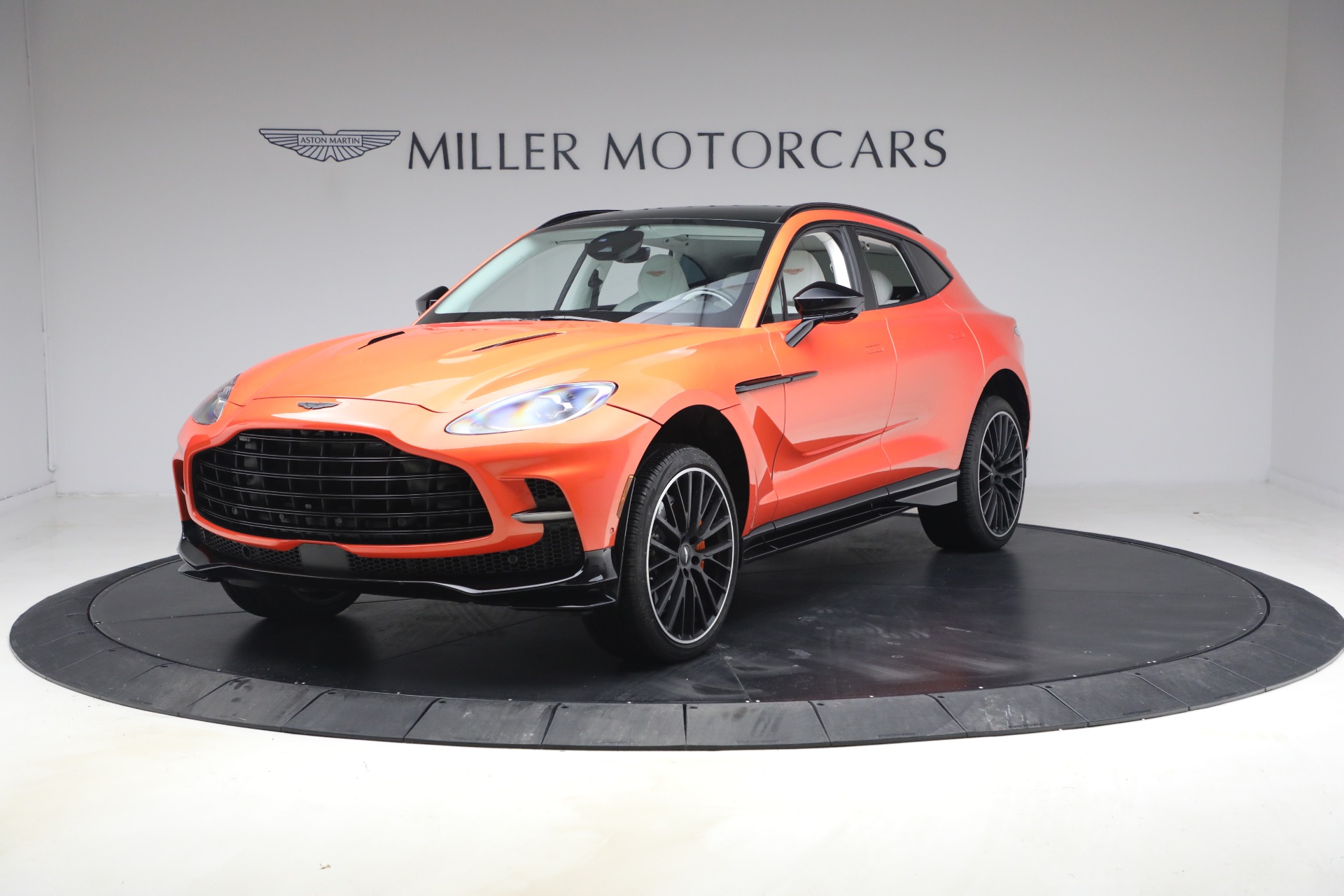 Used 2024 Aston Martin DBX 707 for sale $172,900 at Maserati of Westport in Westport CT 06880 1