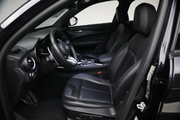 Used 2022 Alfa Romeo Stelvio Sprint for sale $25,900 at Maserati of Westport in Westport CT 06880 14