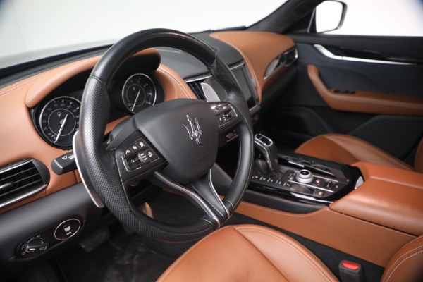 Used 2023 Maserati Levante GT for sale Sold at Maserati of Westport in Westport CT 06880 13
