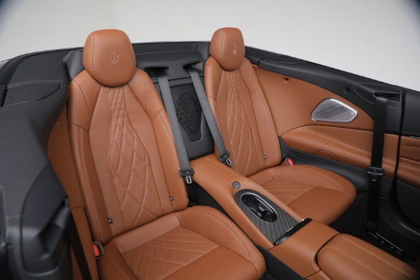 New 2026 Maserati GranCabrio Modena for sale $174,385 at Maserati of Westport in Westport CT 06880 25