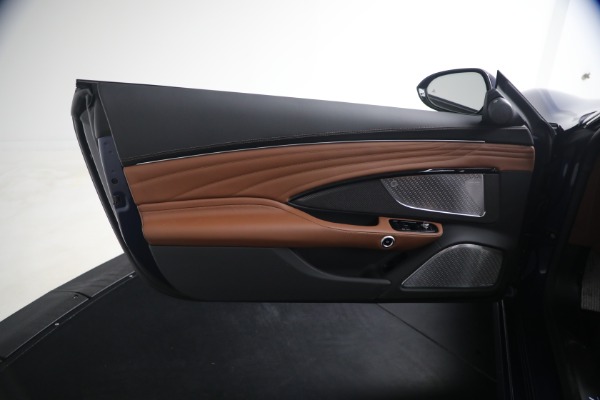 New 2026 Maserati GranCabrio Modena for sale $174,385 at Maserati of Westport in Westport CT 06880 28