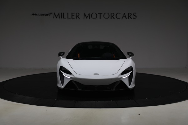 Used 2023 McLaren Artura for sale $184,900 at Maserati of Westport in Westport CT 06880 12