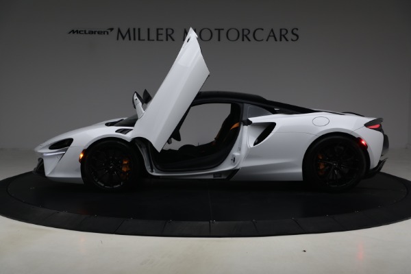 Used 2023 McLaren Artura for sale $184,900 at Maserati of Westport in Westport CT 06880 15