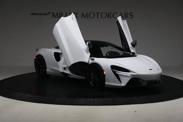 Used 2023 McLaren Artura for sale $184,900 at Maserati of Westport in Westport CT 06880 21