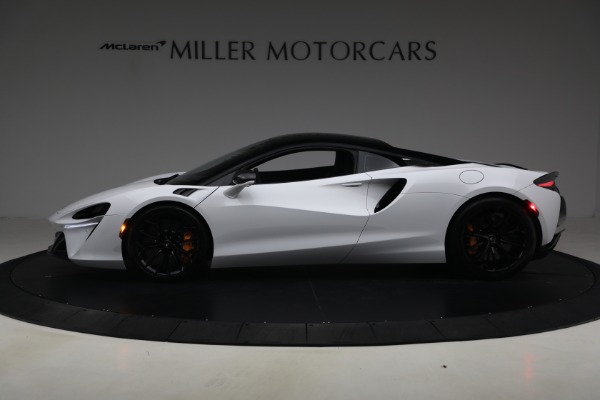 Used 2023 McLaren Artura for sale $184,900 at Maserati of Westport in Westport CT 06880 3