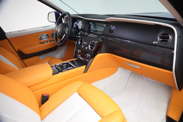 Used 2023 Rolls-Royce Black Badge Cullinan for sale $375,900 at Maserati of Westport in Westport CT 06880 18