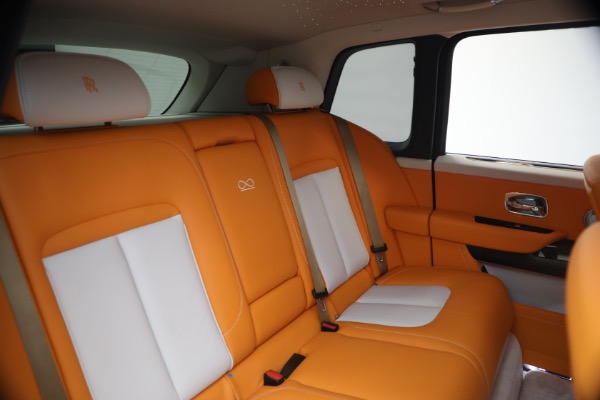 Used 2023 Rolls-Royce Black Badge Cullinan for sale $375,900 at Maserati of Westport in Westport CT 06880 21
