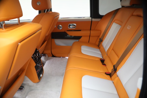 Used 2023 Rolls-Royce Black Badge Cullinan for sale $375,900 at Maserati of Westport in Westport CT 06880 27