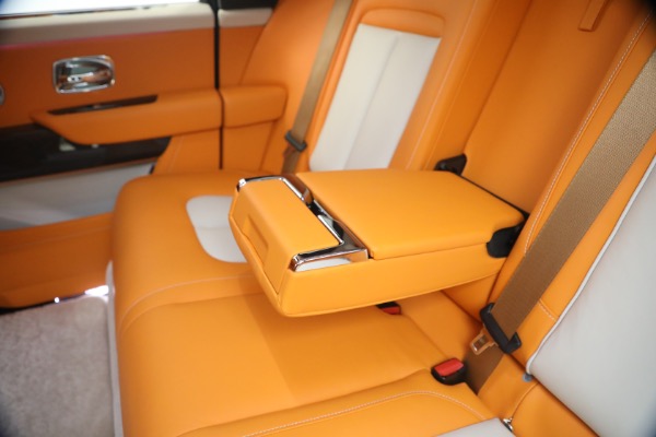Used 2023 Rolls-Royce Black Badge Cullinan for sale $375,900 at Maserati of Westport in Westport CT 06880 28