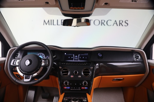Used 2023 Rolls-Royce Black Badge Cullinan for sale $375,900 at Maserati of Westport in Westport CT 06880 4