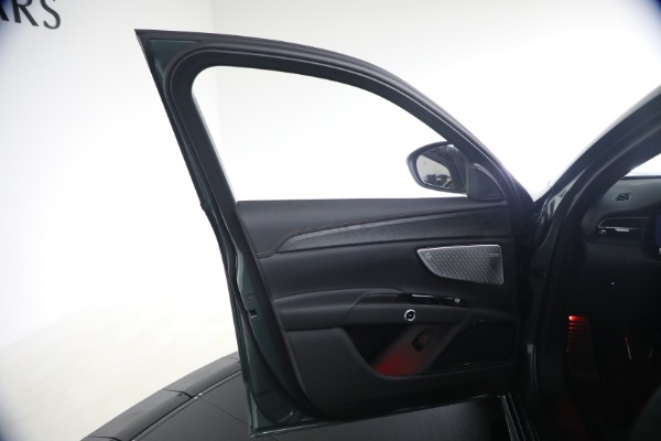 New 2026 Maserati Grecale Modena for sale $97,425 at Maserati of Westport in Westport CT 06880 23