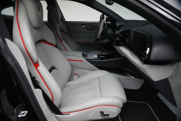 Used 2025 Ferrari Purosangue for sale $599,900 at Maserati of Westport in Westport CT 06880 19