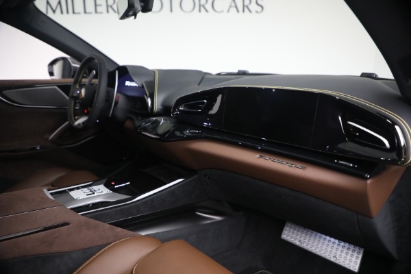Used 2025 Ferrari Purosangue for sale $534,900 at Maserati of Westport in Westport CT 06880 17