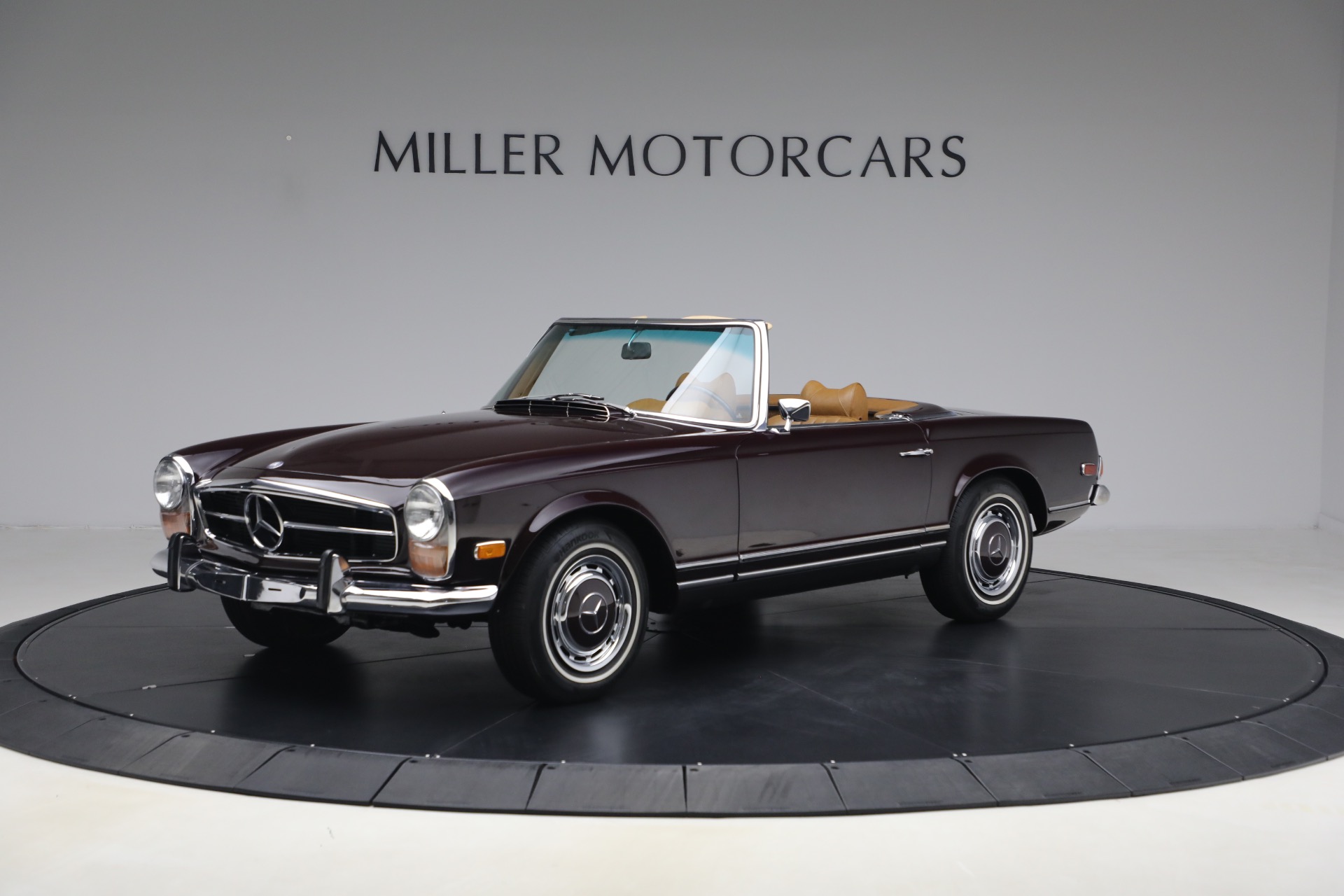 Used 1970 Mercedes-Benz 280SL for sale $165,000 at Maserati of Westport in Westport CT 06880 1