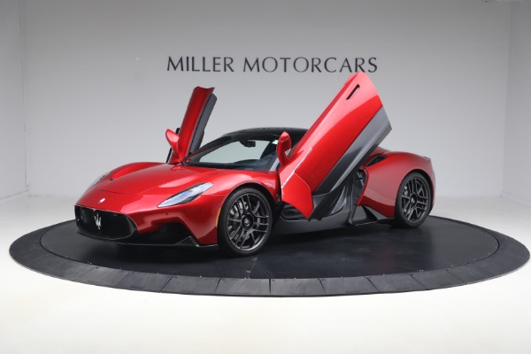 Used 2022 Maserati MC20 for sale $175,900 at Maserati of Westport in Westport CT 06880 13
