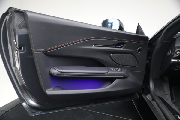 New 2026 Aston Martin Vantage S Roadster for sale $272,300 at Maserati of Westport in Westport CT 06880 25