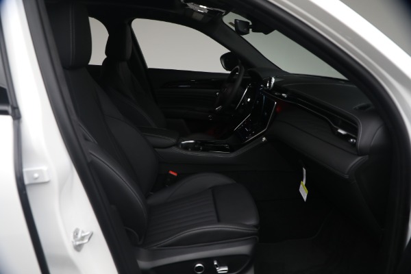 New 2026 Maserati Grecale Modena V6 for sale $95,345 at Maserati of Westport in Westport CT 06880 14