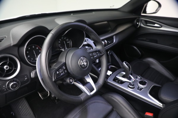 Used 2023 Alfa Romeo Stelvio Veloce for sale $32,900 at Maserati of Westport in Westport CT 06880 13