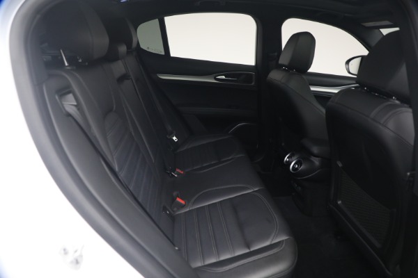 Used 2023 Alfa Romeo Stelvio Veloce for sale $32,900 at Maserati of Westport in Westport CT 06880 18