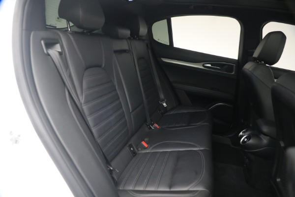 Used 2023 Alfa Romeo Stelvio Veloce for sale $32,900 at Maserati of Westport in Westport CT 06880 19
