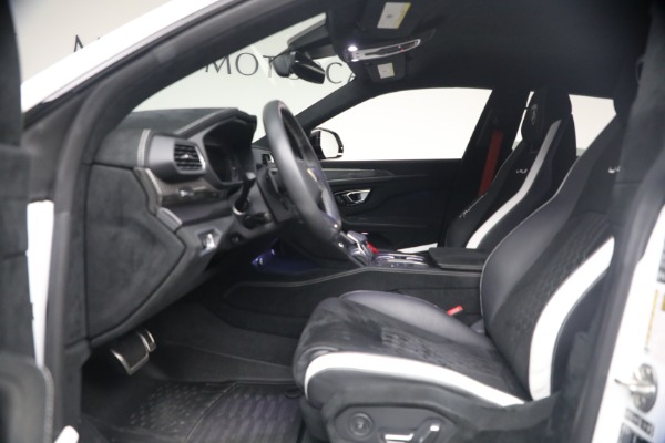Used 2024 Lamborghini Urus Performante for sale $289,900 at Maserati of Westport in Westport CT 06880 17