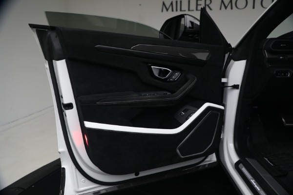 Used 2024 Lamborghini Urus Performante for sale $289,900 at Maserati of Westport in Westport CT 06880 21