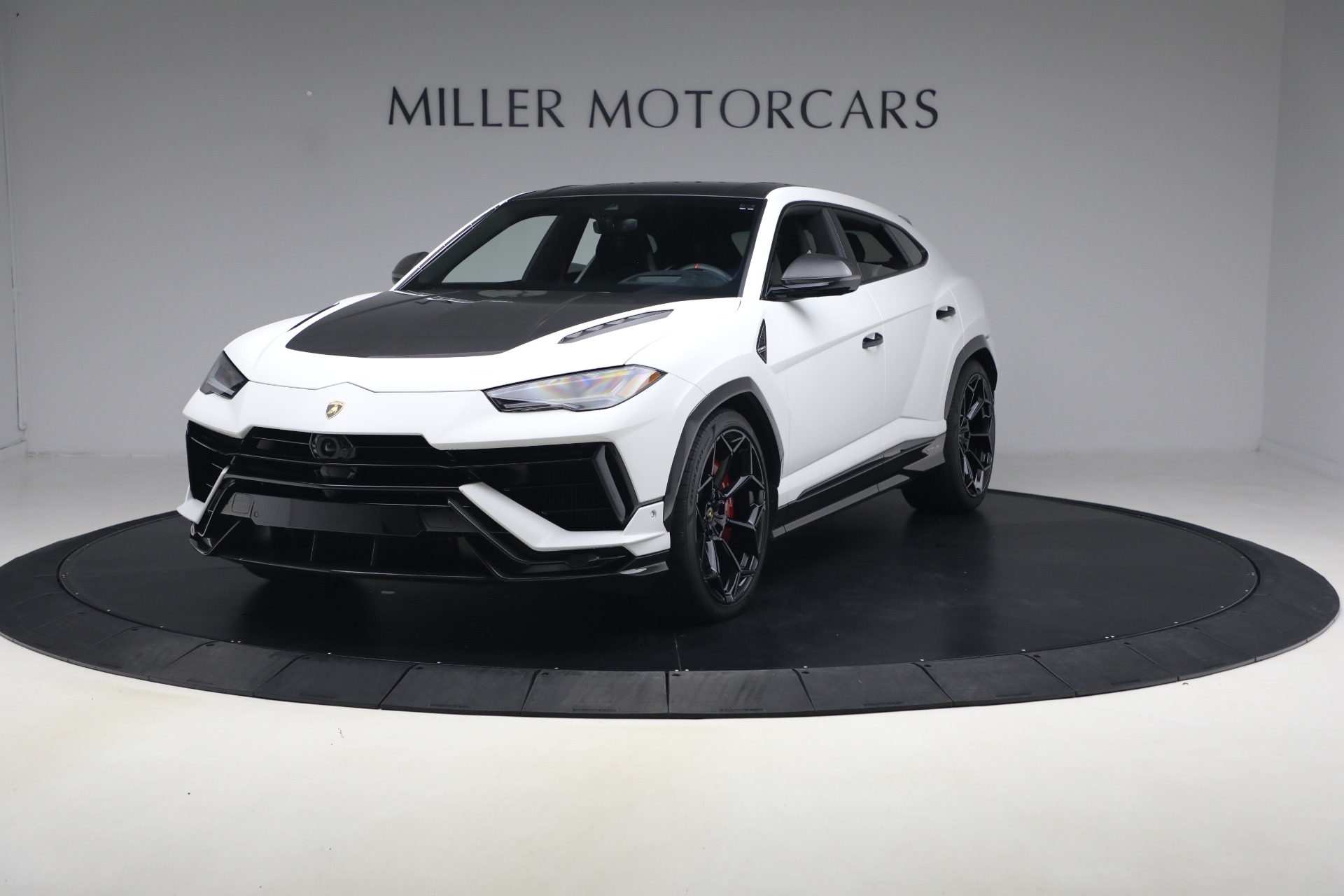 Used 2024 Lamborghini Urus Performante for sale $289,900 at Maserati of Westport in Westport CT 06880 1