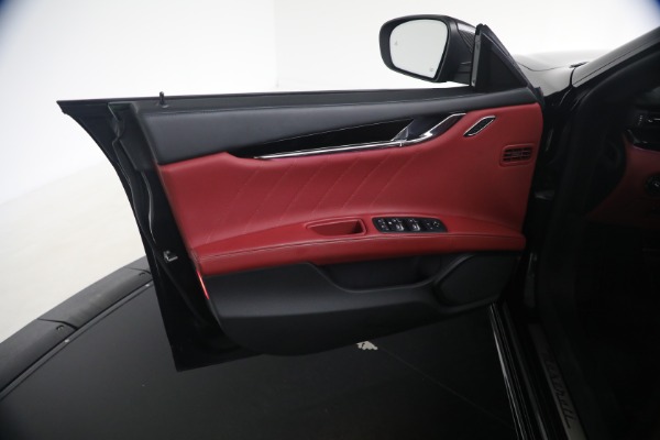 Used 2022 Maserati Quattroporte Modena Q4 for sale $54,900 at Maserati of Westport in Westport CT 06880 23