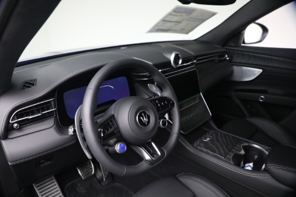 New 2026 Maserati Grecale Modena V6 for sale $92,055 at Maserati of Westport in Westport CT 06880 13