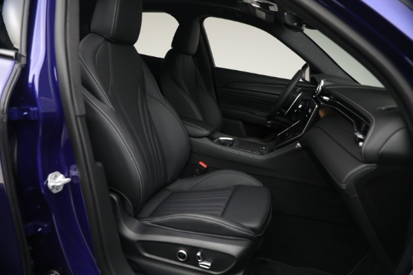 New 2026 Maserati Grecale Modena V6 for sale $92,055 at Maserati of Westport in Westport CT 06880 17