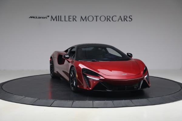 Used 2024 McLaren Artura TechLux for sale $182,900 at Maserati of Westport in Westport CT 06880 11