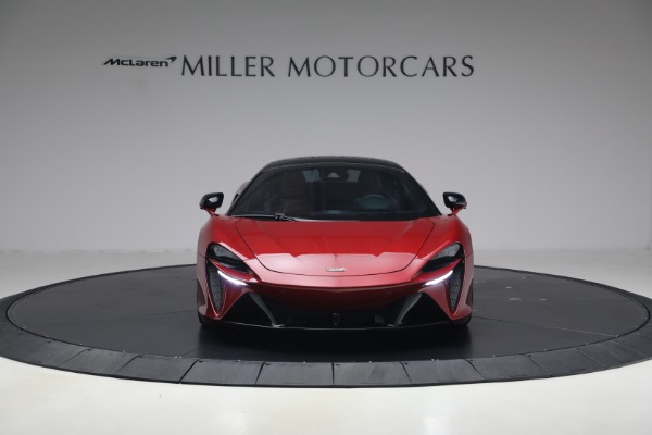 Used 2024 McLaren Artura TechLux for sale $182,900 at Maserati of Westport in Westport CT 06880 12