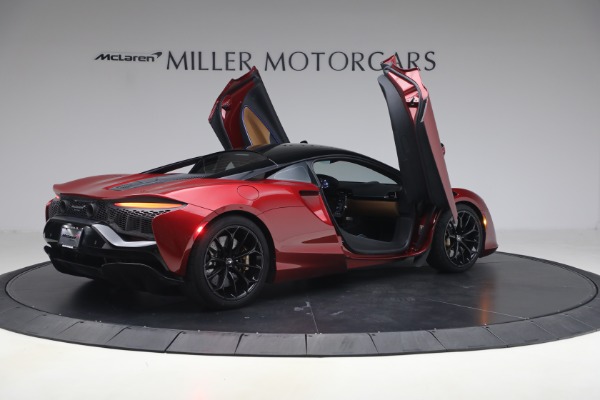 Used 2024 McLaren Artura TechLux for sale $182,900 at Maserati of Westport in Westport CT 06880 18