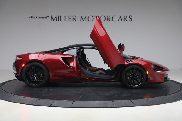 Used 2024 McLaren Artura TechLux for sale $182,900 at Maserati of Westport in Westport CT 06880 19