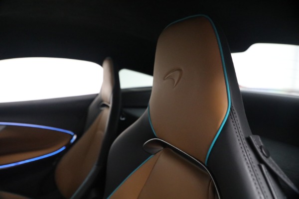 Used 2024 McLaren Artura TechLux for sale $182,900 at Maserati of Westport in Westport CT 06880 27