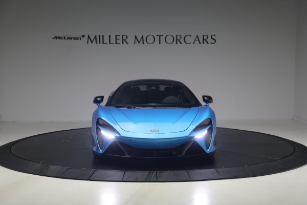Used 2024 McLaren Artura Performance for sale $182,900 at Maserati of Westport in Westport CT 06880 12