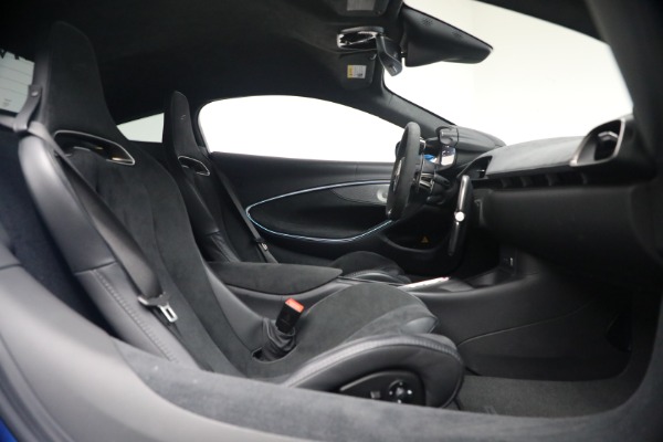 Used 2024 McLaren Artura Performance for sale $182,900 at Maserati of Westport in Westport CT 06880 21
