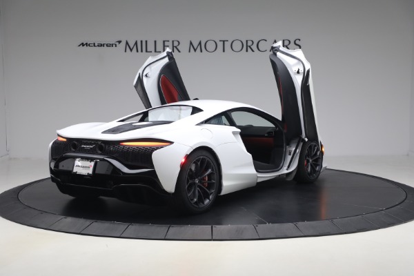 Used 2023 McLaren Artura TechLux for sale $164,900 at Maserati of Westport in Westport CT 06880 19