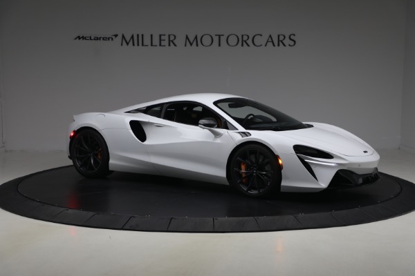 Used 2023 McLaren Artura Performance for sale $164,900 at Maserati of Westport in Westport CT 06880 10