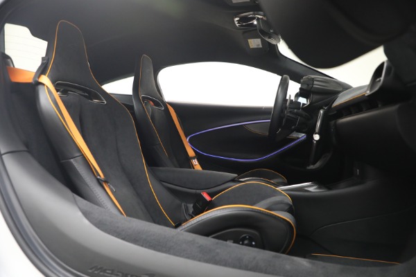 Used 2023 McLaren Artura Performance for sale $164,900 at Maserati of Westport in Westport CT 06880 25