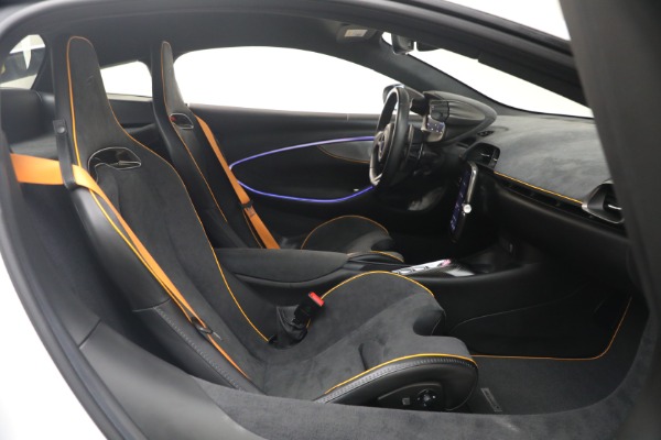Used 2023 McLaren Artura Performance for sale $164,900 at Maserati of Westport in Westport CT 06880 26