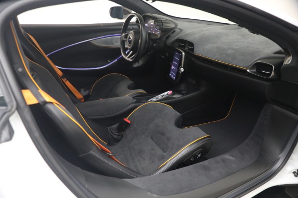 Used 2023 McLaren Artura Performance for sale $164,900 at Maserati of Westport in Westport CT 06880 27