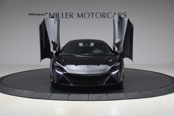 Used 2024 McLaren Artura TechLux for sale Call for price at Maserati of Westport in Westport CT 06880 13