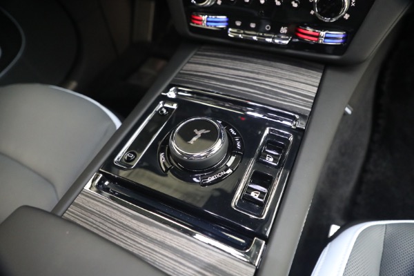 Used 2026 Rolls-Royce Spectre for sale $405,900 at Maserati of Westport in Westport CT 06880 27