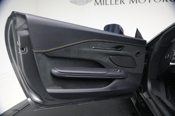New 2026 Aston Martin Vantage S Roadster for sale $256,400 at Maserati of Westport in Westport CT 06880 28