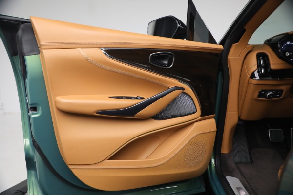 Used 2025 Aston Martin DBX 707 for sale $214,900 at Maserati of Westport in Westport CT 06880 13