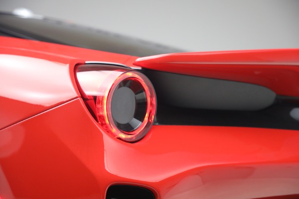 Used 2019 Ferrari 488 Pista for sale $899,900 at Maserati of Westport in Westport CT 06880 27