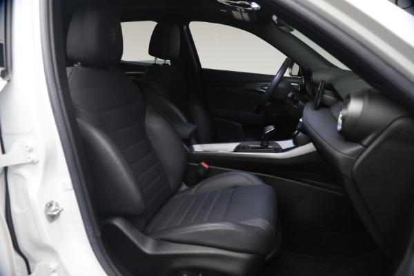 Used 2024 Alfa Romeo Tonale Hybrid Ti for sale $28,900 at Maserati of Westport in Westport CT 06880 16
